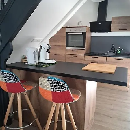 Duplex 147